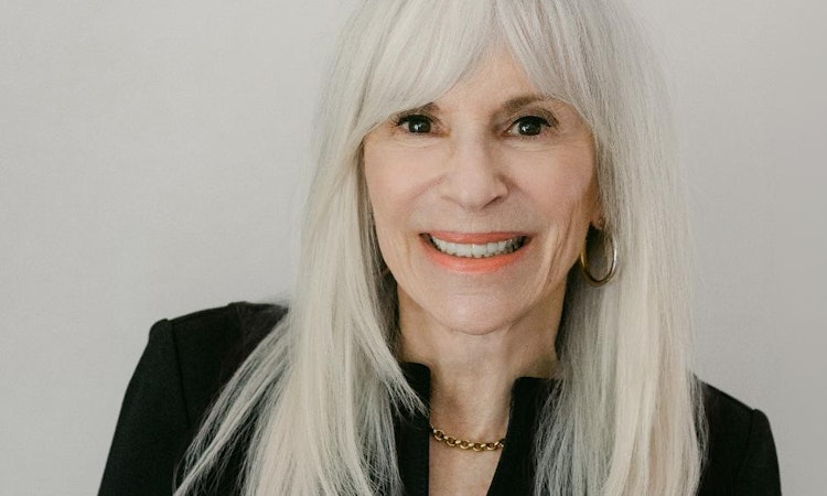 Bonnie Fuchs Headshot 4