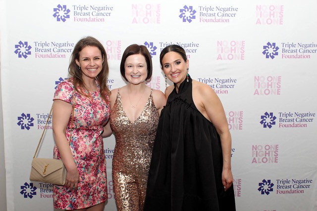 Courage Award Recipient Kelly Thomas (center), with Dr. Eleonora Teplinsky and TNBC Foundation Board Chair Melissa Berry